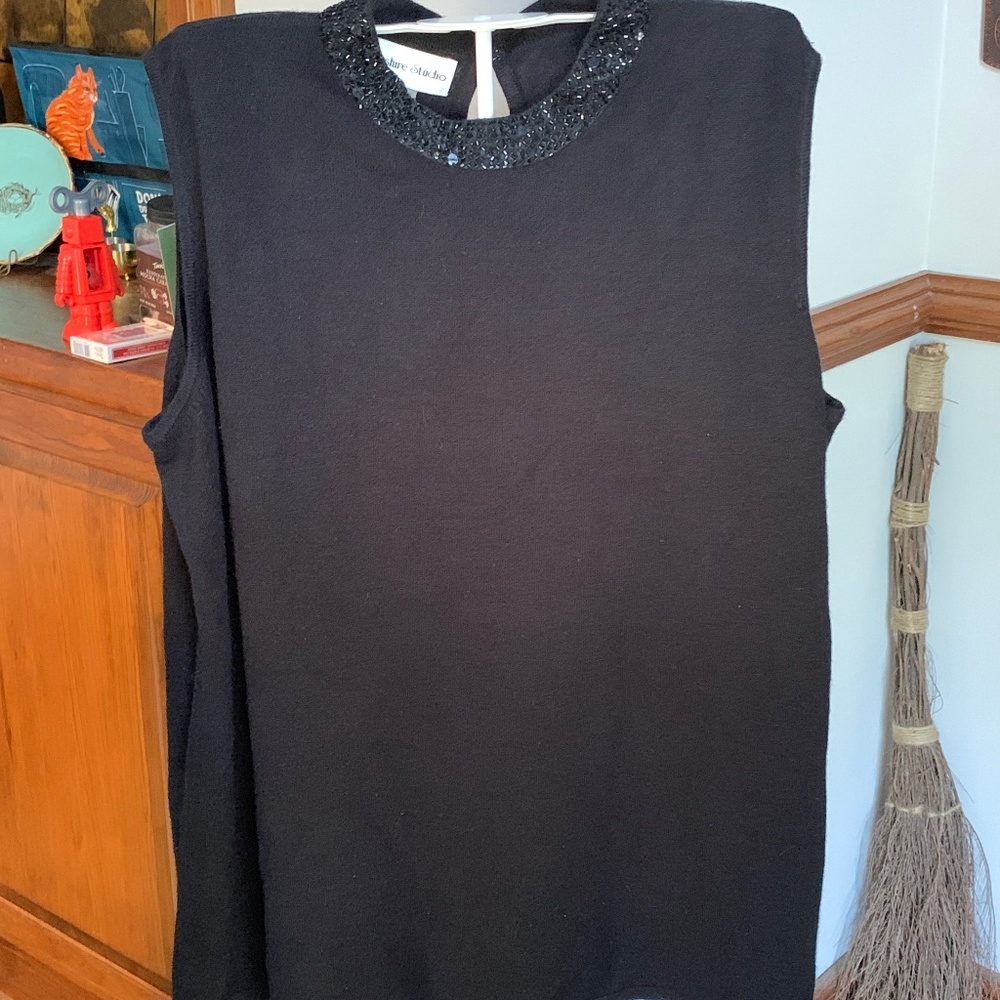 Hampshire Studio plus size sleeveless knit sequined neck sweater. Worn 2x